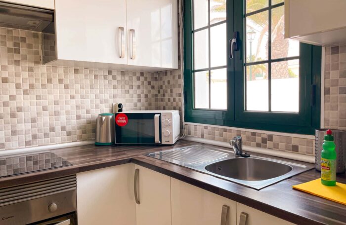 kitchen in villa to rent lanzarote