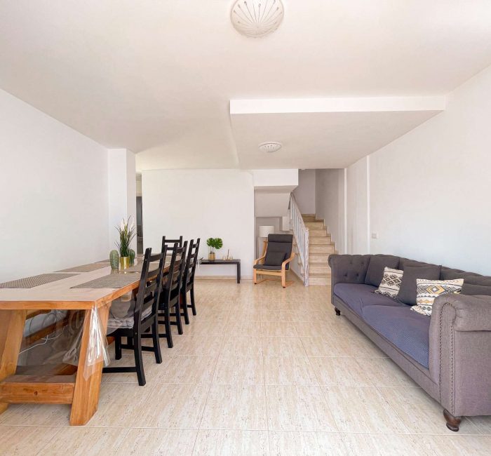 villa to rent in lanzarote